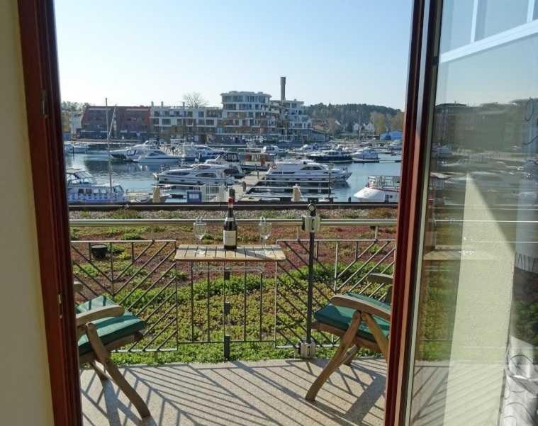 Ferienwohnung "An Der Waterkant" Objekt Id 12050-0 Варен Екстериор снимка